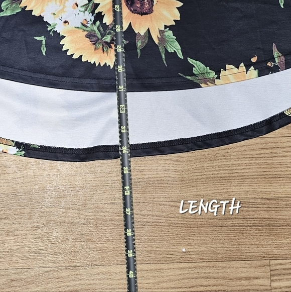 SARIN MATHEWS | OFF-THE-SHOULDER SUNFLOWER TWIRL DRESS - NWOT! - Picture 16 of 16